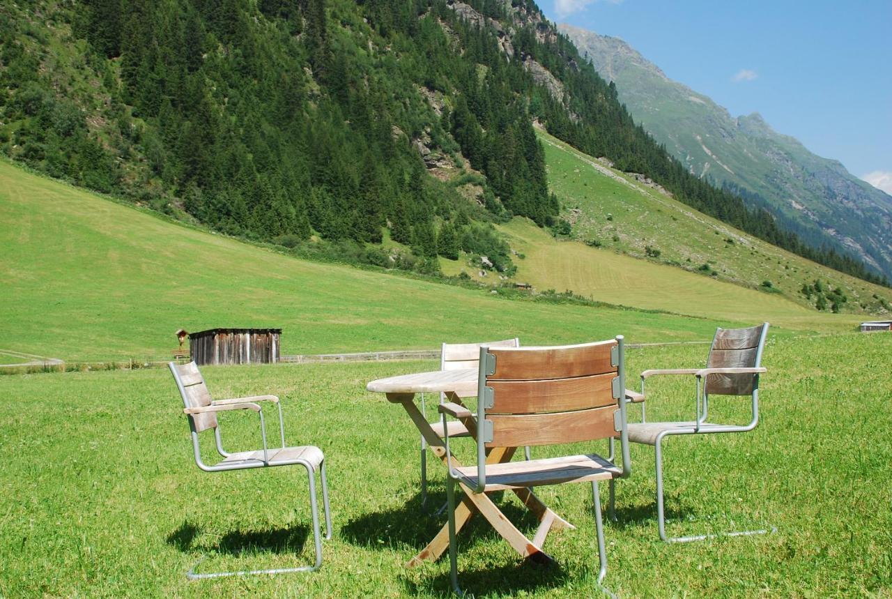 Pension Steinkogel Sankt Leonhard im Pitztal Exterior foto