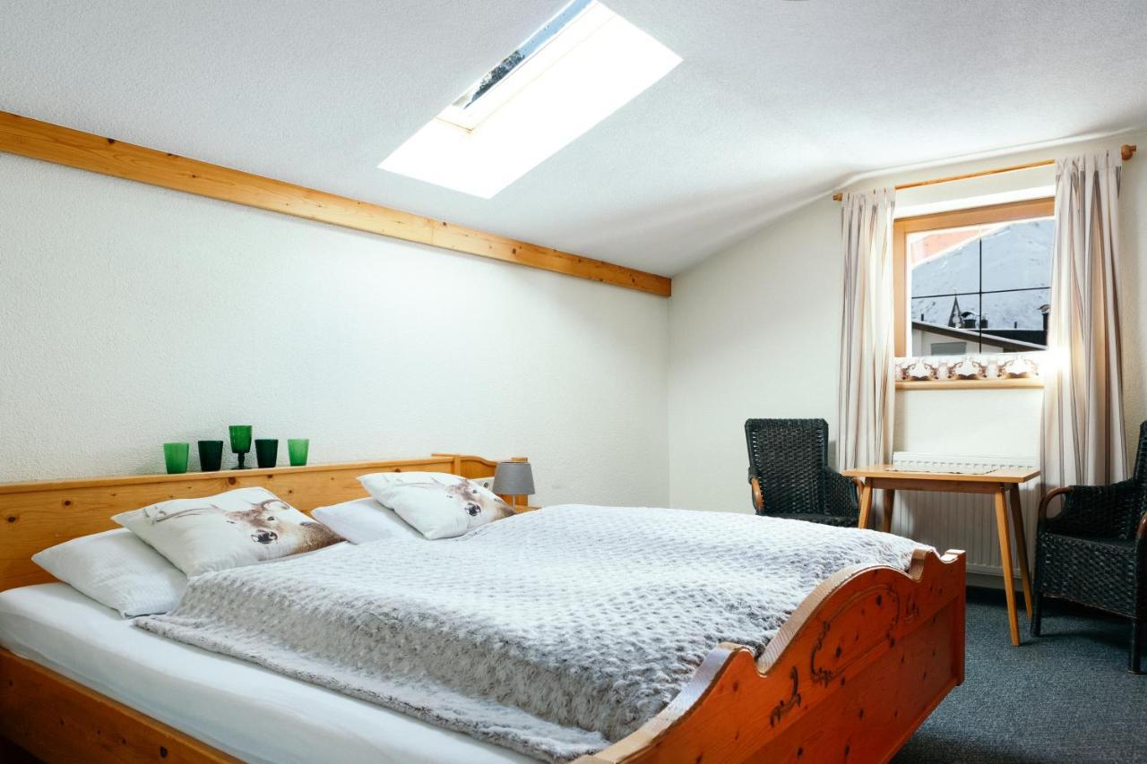Pension Steinkogel Sankt Leonhard im Pitztal Exterior foto