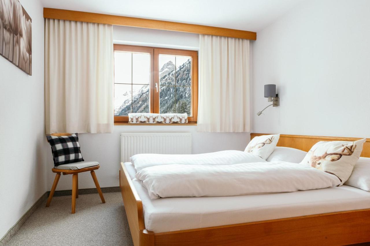 Pension Steinkogel Sankt Leonhard im Pitztal Exterior foto